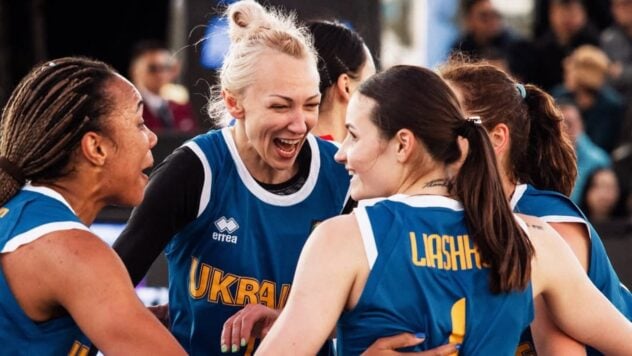 Die ukrainische Frauen-Basketballmannschaft 3×3 wird zum ersten Mal seit sechs Jahren bei der Weltmeisterschaft auftreten Jahre“ />< /p> </p>
<p>Ukrainische Frauen-Basketballmannschaft 3×3 wird zum ersten Mal seit 2019 bei der Weltmeisterschaft auftreten, die in Ulaanbaatar, Mongolei, ausgetragen wird.</p>
<p>Der Ukrainische Basketballverband hat dies auf seiner Website gemeldet.</p>
<p> < h2>Die ukrainische Basketballnationalmannschaft 3×3 wird bei der Weltmeisterschaft 2025 auftreten</h2>
<p>Die ukrainische Frauenmannschaft stand auf der Liste der ersten 17 teilnehmenden Mannschaften Basketball-Weltmeisterschaft 3×3.</p>
<p>Jetzt zuschauen </p>
<p>Insgesamt werden 20 Mannschaften der Damen- und Herren-Nationalmannschaften daran teilnehmen.</p>
<p>Die Ukrainer haben zu gegebener Zeit ein Ticket für das Turnier erhalten Dies führte dazu, dass sie in die Top 10 der Europameisterschaftsteams aufgenommen wurden und in der Rangliste der europäischen Teams den neunten Platz belegten.</p>
<p>Damit qualifizieren sich die Blau-Gelben automatisch für das Turnier.</p>
<h2>Teilnehmer Basketball-Weltmeisterschaft 3×3</h2>
<ul>
<li><strong>Frauen:</strong> China, Niederlande, Frankreich, Spanien, Deutschland, Kanada, USA, Polen, Italien, Tschechische Republik, Ungarn, Mongolei, Ukraine, Österreich, Japan, Australien, Madagaskar;</li>
<li><strong>Männer:</strong> Serbien, USA, Frankreich, Deutschland, Litauen, Österreich, Lettland, Deutschland, Belgien, Mongolei, China, Spanien, Schweiz, Puerto Rico, Japan, Australien, Madagaskar.</li>
</ul>
<p>Vollständige Liste der an der Weltmeisterschaft teilnehmenden Mannschaften nach Qualifikationsturnieren, die um beginnen Ende Mai in Baku.</p>
<p>Die Weltmeisterschaft findet vom 23. bis 29. Juni 2025 in Ulaanbaatar statt (Mongolei).</p>
<p>Das letzte Mal, dass die ukrainische Frauenmannschaft an der 3:3-Basketball-Weltmeisterschaft teilnahm, war 2019. Dann belegten unsere Mädels den 14. Platz. Das beste Ergebnis unserer Mädchen ist Silber im Jahr 2016 und Bronze im Jahr 2017.</p>
</p></p>
<!-- relpost-thumb-wrapper --><div class=