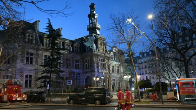 Feuer bricht im historischen Gebäude des Pariser Rathauses aus: Schäden gemeldet