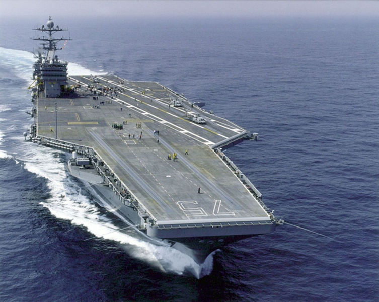 Der US-Flugzeugträger USS Harry Truman kollidierte im Mittelmeer mit einem Handelsschiff