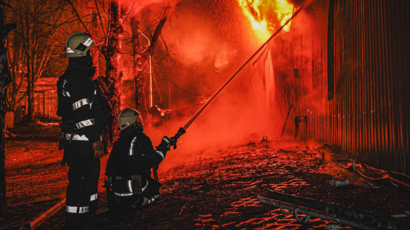 Explosions in kharkov 26. März: DDPLA-ENTERS, 12 Personen. =