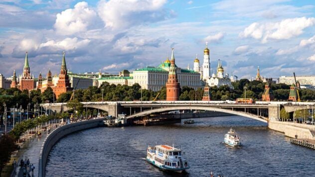 The Kremlin reduziert den Betrag der Unbesiedlungen für die Armee. Russland wollen sie die Zahl der für den Militärdienst geeigneten Personen erheblich erhöhen. Die Regierung erteilte eine angemessene Anordnung. </p>
<p> Dies wurde im Zentrum zur Bekämpfung der Desinformation (CPD) angegeben. </p>
<h2> Russland will die Zahl der Personen erhöhen, die für die Armee geeignet sind. </H2> </p>
<p> Nach dem Orden sollte der Anteil der Personen, die dem Militärdienst der Menschen nicht gleichgültig sind, nicht mehr als 17,5%und bis 2036 &#8212. Nur 16%. </p>
<p> jetzt sehen sie zum Vergleich aus, im Jahr 2024 waren solche Menschen in Russland etwa 19%. </p>
<p> Auch die russische Regierung genehmigte “ Das Konzept des Bundessystems der Ausbildung von Bürgern der Russischen Föderation für Militärdienst ”. Es bezieht sich auf aktivere Propaganda unter jungen Menschen der sogenannten traditionellen Werte und moralischen Normen. </p>
<p> außerdem genehmigte die Regierung die Richtlinie, so dass bis 2036 90% der russischen Jugendlichen regelmäßig Sport beteiligt waren. </p>
<p> In der CPD stellte fest, dass die russische Politik und die Propaganda nach dem Ausbruch eines vollen Kriegskrieges gegen die Ukraine auf die Vorbereitung der Menschen auf die wiederauffüllende Armee konzentrieren. </p>
<p> — Dies ist ein weiterer Beweis dafür, dass das einzige Szenario, das jetzt im Kreml berücksichtigt wird, — Fortsetzung des Krieges. Nur die Erhöhung des Drucks der Weltgemeinschaft kann Putin zwingen, aufzuhalten, — In der Mitte hinzugefügt. </p>
</p>
</p>
<h3> Verwandte Themen: </H3> Armee der russischen Ressource</p>
<!-- relpost-thumb-wrapper --><div class=