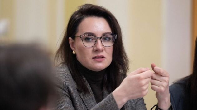rada unterstützte Yulia sviriden-Premierminister von ukraine von ukraine von ukraine von ukraine von ukraine von ukraine von ukraine von ukraine von ukraine von ukraine von ukraine von ukraine von ukraine von ukraine von ukraine von ukraine von ukraine von ukraine von ukraine von ukrainer Für die Ernennung von Yulia Sviridenko zum Premierminister. Für — 262 Stellvertreter. </p>
<h2> Die Ernennung von Sviridenko als Regierungsleiter </H2> </p>
<p>Die Verkhovna Rada erhielt die Leistung von Präsident Wladimir Zelensky in Yulia Sviridenko in der Nacht zuvor, heute Morgen wurde sie vom Ausschuss für die Organisation der staatlichen Macht untersucht. </p>
<p> Am Vorabend des Leiters der Fraktion präsentierte der Diener des Volkes David Arahamia die vorläufige Komposition des neuen Kabinetts: </p>
<p> jetzt beobachten sie </p>
<ul>
<li> Mikhail Fedorov — Erster stellvertretender Premierminister der Ukraine-Minister der digitalen Transformation; </li>
<li> Alexey Kuleba — Stellvertretender Premierminister-Minister für die Entwicklung von Infrastruktur und Territorien; </li>
<li> Taras Kachka — Vizepremier für europäische und euro-atlantische Integration; </li>
<li>Matvey Poor — Jugend- und Sportminister; </li>
<li> Deutsch Galushchenko — Justizminister; </li>
<li> Svetlana Greenchuk — Energieminister; </li>
<li> Denis Ulyutin — Minister für Sozialpolitik, Familie und Einheit der Ukraine; </li>
<li> Natalya Kalmykova — Veteranenminister der Ukraine; </li>
<li> Igor Klimenko — Innenminister; </li>
<li> Oksen Lisova — Minister für Bildung und Wissenschaft; </li>
<li> Victor Lyashko — Gesundheitsminister; </li>
<li> Sergey MARCHENKO — Finanzminister; </li>
<li> Andrey Sibiga — Außenminister; </li>
<li> Alexey Sobolev — Minister für Wirtschaft, Umwelt und Landwirtschaft; </li>
<li> Denis Shmygal — Verteidigungsminister. </li>
</ul>
<p> Nach der Pause, ungefähr von 14:00 bis 18:00 Uhr, sollte eine große Abstimmung für die gesamte Zusammensetzung des Kabinetts und separat stattfinden. Für den Verteidigungsminister und Außenminister. </p>
</p>
</p>
<h3> verwandte Themen: </h3>
<p> Verkhovna rada ix sklihnanyulia sviridenko</p>
<!-- relpost-thumb-wrapper --><div class=